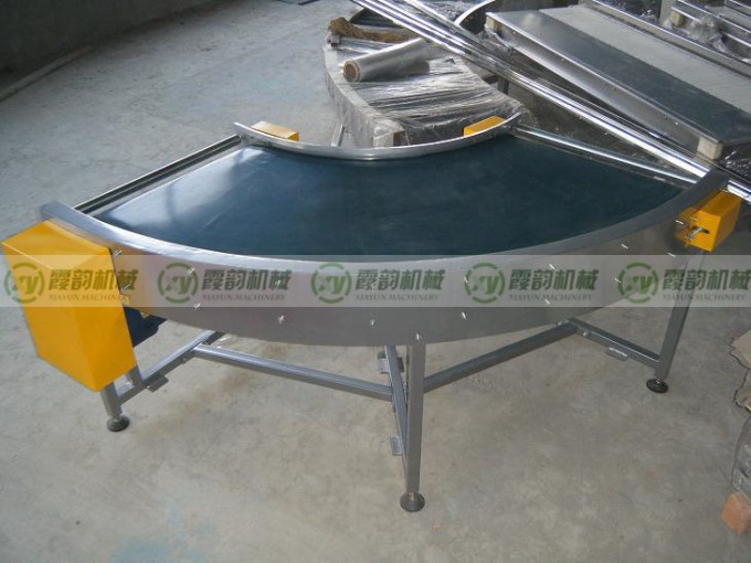 转弯皮带输送机09