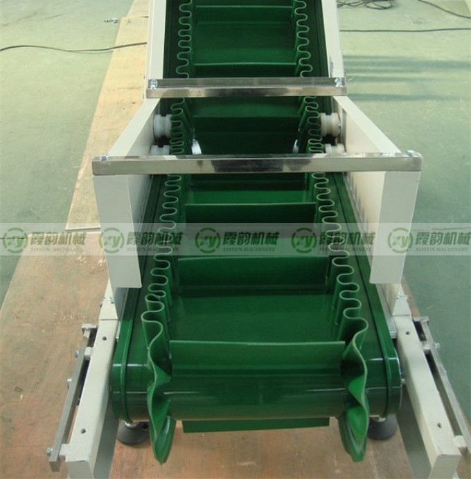 爬坡皮带输送机08