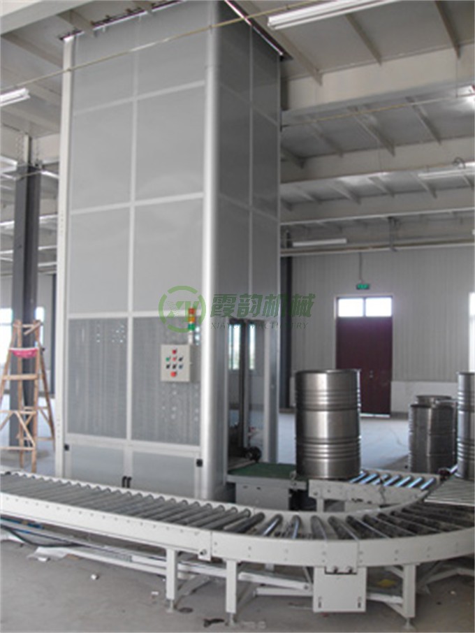 油桶状产品输送流水线 (1).JPG