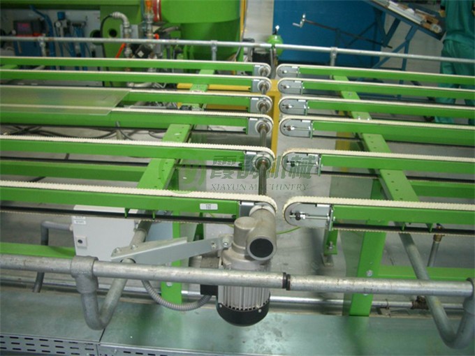 汽车玻璃生产线 (2).jpg