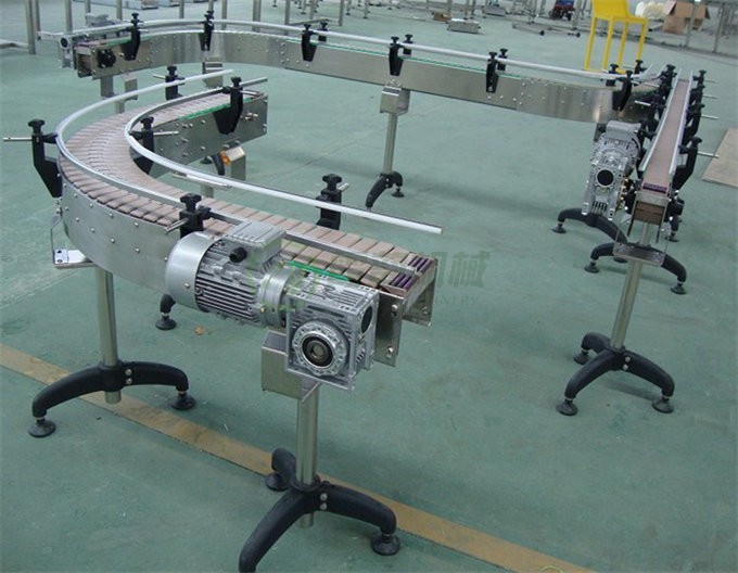 顶链板输送机12